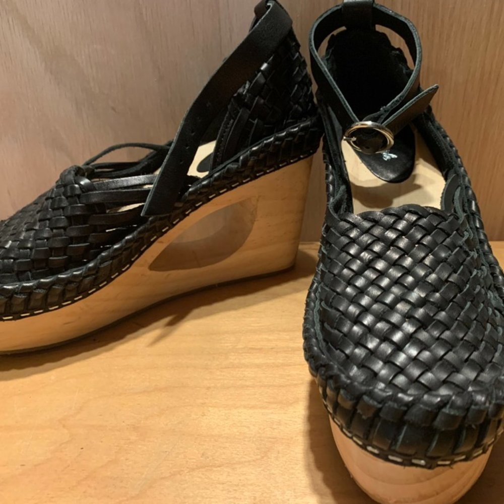 Free People Teagan Huarache Clogs 7 Black